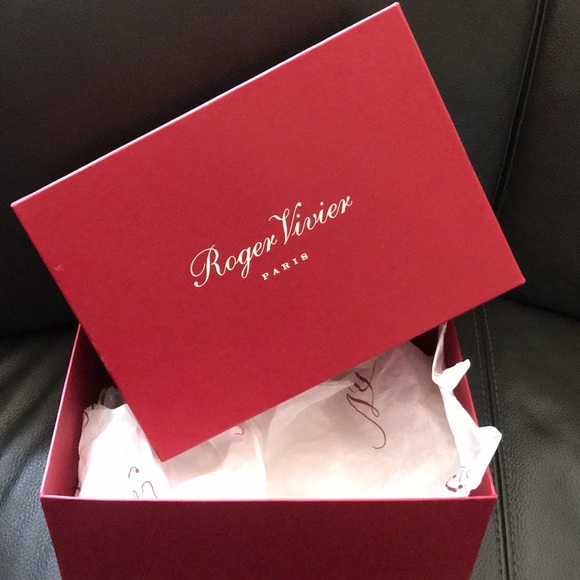 Roger Vivier shoe box - Picture 1 of 5